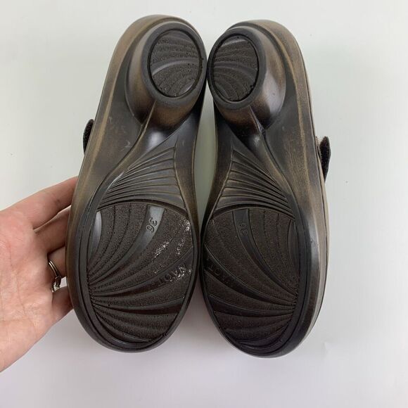 Naot Myna Strappy Mary Jane Low Heel Round Toe Taupe Leather Suede 36 US 5 - Picture 14 of 15